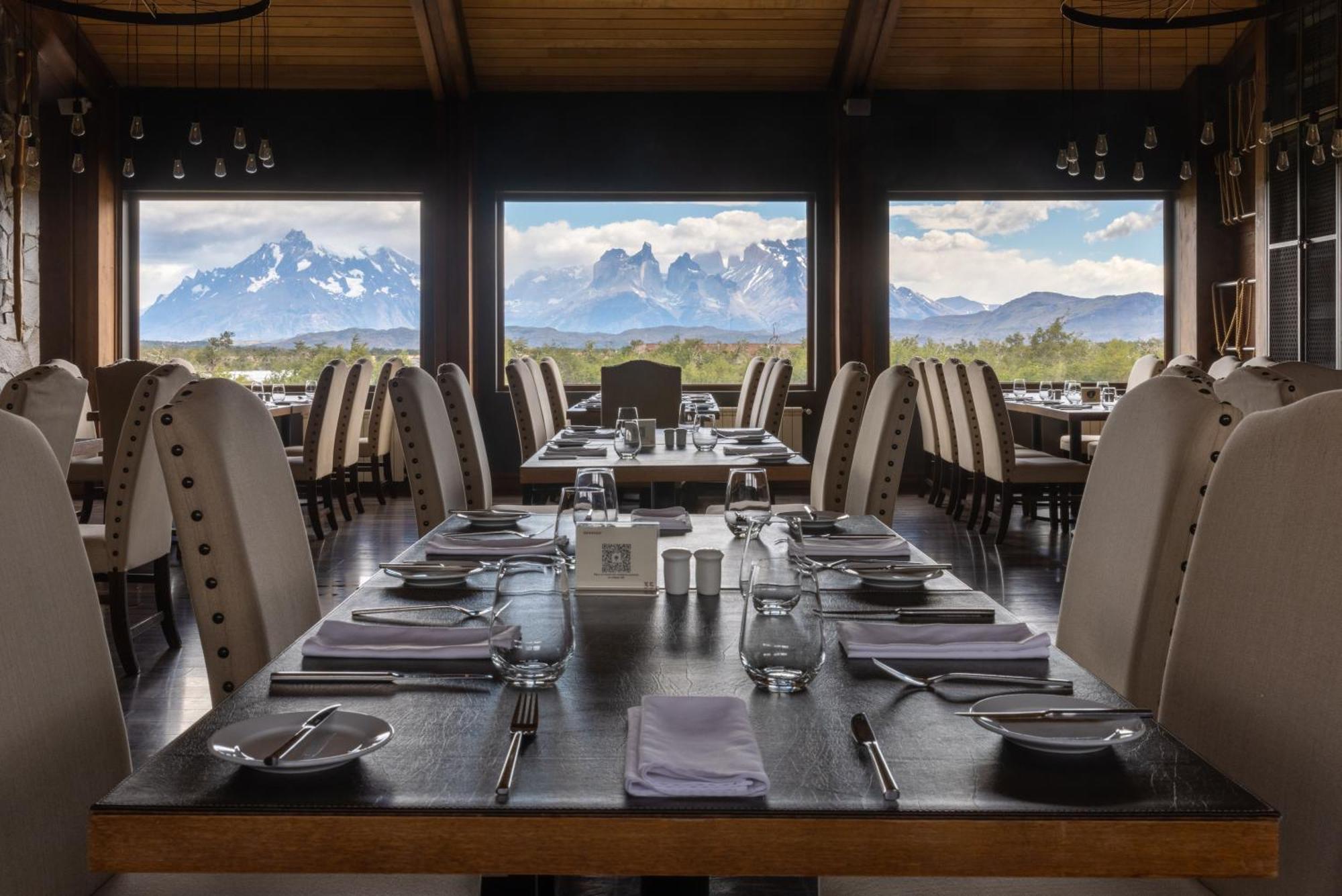 Río Serrano Hotel + Spa Torres del Paine National Park Exterior foto